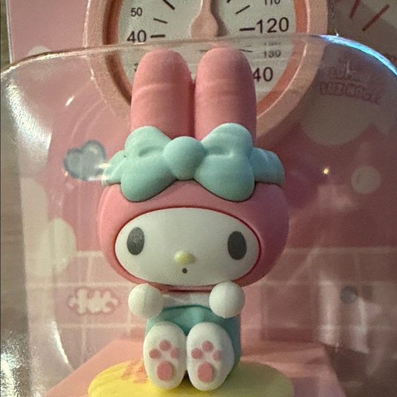 Sanrio Pink Bunny Doll with Scale - Picture 4 of 7